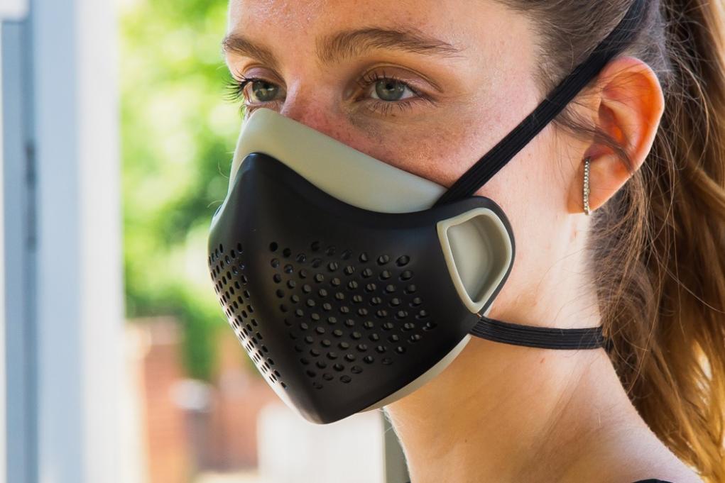 Como descartar uma máscara facial com segurança